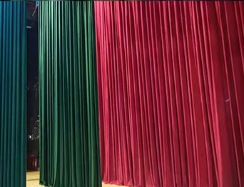 助力教育領(lǐng)域舞臺(tái)建設(shè)，推動(dòng)校園文化發(fā)展！星海中學(xué)報(bào)告廳舞臺(tái)阻燃幕布建設(shè)項(xiàng)目