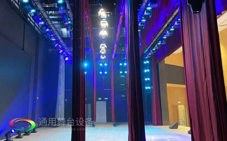 專業(yè)●專注●專心 供應(yīng)舞臺機(jī)械、舞臺阻燃幕布、舞臺燈光影響等相關(guān)產(chǎn)品，用心服務(wù)顧客！