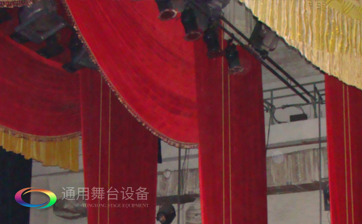 提升舞臺美感設計、增強舞臺透視！寬幅平紋細布橫側阻燃幕布