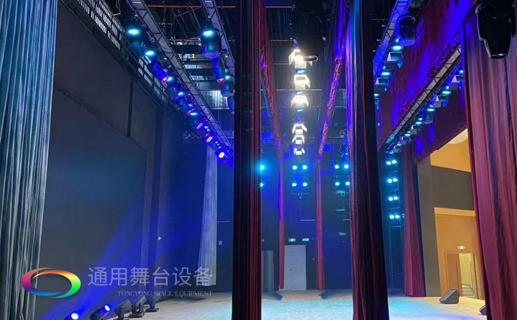 物聯(lián)網(wǎng)、集控等技術(shù)——有效解決舞臺(tái)阻燃幕布安全新方案之一