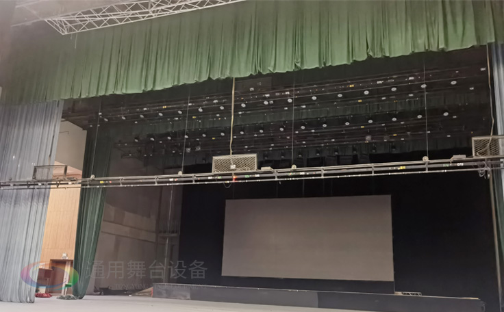 眼鏡框架式舞臺(tái)阻燃幕布 功效、性能特點(diǎn)